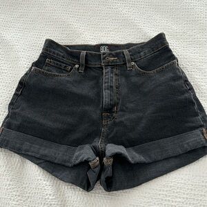BDG Urban Outfiitters black Jean shorts, Mom High Rise